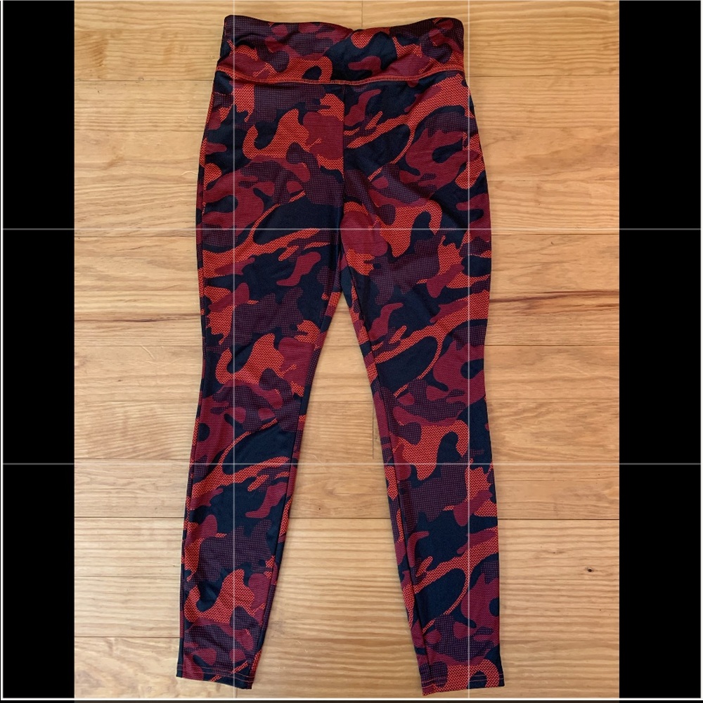 Red Camo Print Leggings